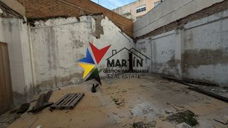 Local comercial en alquiler en Carranque - Haza Cuevas en Málaga