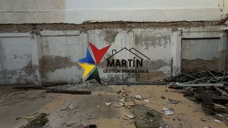 Local comercial en alquiler en Carranque - Haza Cuevas en Málaga