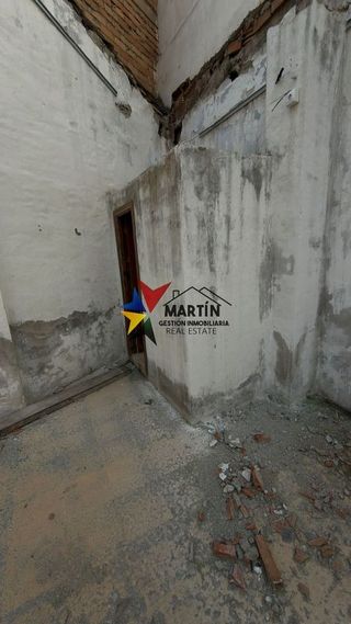 Local comercial en alquiler en Carranque - Haza Cuevas en Málaga