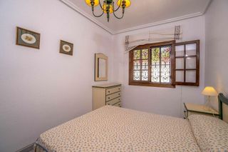 Chalet en venta en La Siesta - El Salado - Torreta en Torrevieja