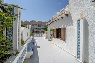 Chalet en venta en La Siesta - El Salado - Torreta en Torrevieja