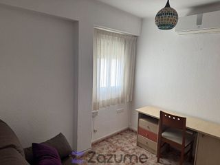 Piso en alquiler en Plaza de Toros - Santa Rita en Almería