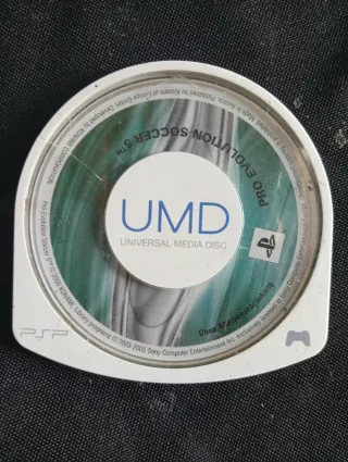 Pro Evolution Soccer 5 PSP UMD