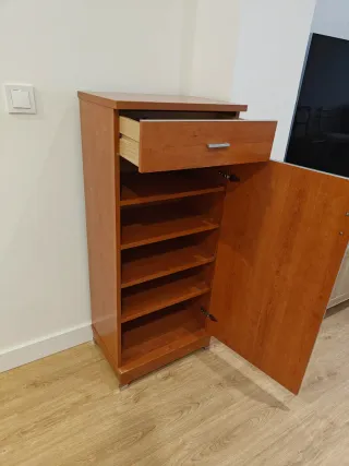 Armario zapatero de madera