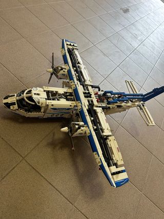 Aereo Cargo Lego tecnic