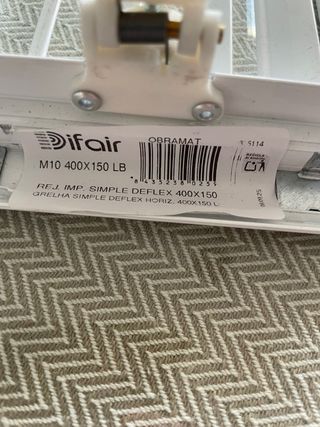 Rejilla de ventilación blanca