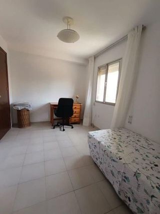 Piso en alquiler en Girón - Las Delicias - Tabacalera en Málaga