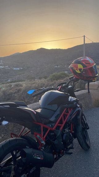 Benelli 125 BN Naked Negra (precio no negociable)