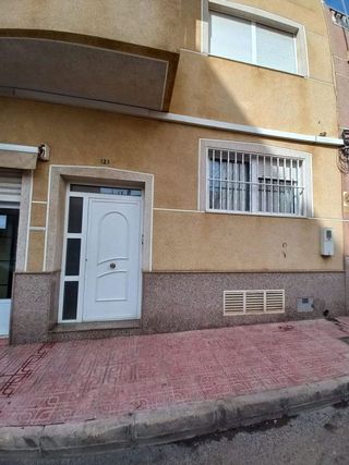 Edificio en venta en Centro en Torrevieja