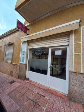 Edificio en venta en Centro en Torrevieja