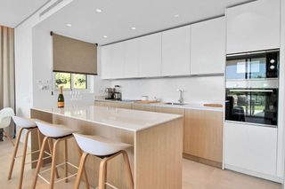 Piso en alquiler en Zona Miraflores en Marbella