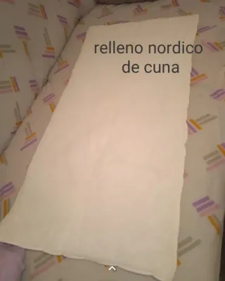 Lote cuna bebé: bolso, edredón, Chichonera, etc...