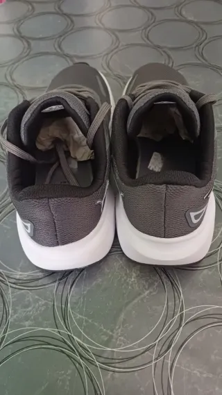 Scarpe Puma Unisex Grigie Taglia 40