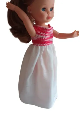 Vestido artesanal para Nancy (sin zapatos)