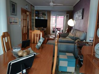 Casa adosada en venta en Valdepeñas