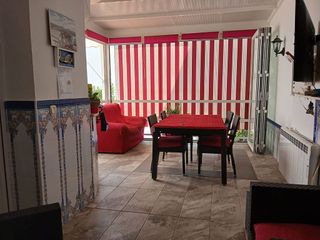 Casa adosada en venta en Valdepeñas