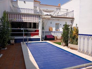 Casa adosada en venta en Valdepeñas