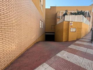 Garaje en venta en Roquetas Centro en Roquetas de Mar