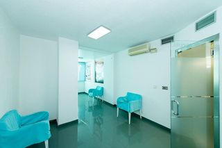 Oficina en alquiler en Ensanche - Diputación en Alicante