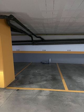 Garaje en alquiler en Teatinos en Málaga