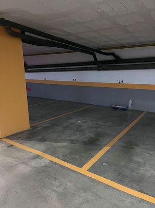 Garaje en alquiler en Teatinos en Málaga