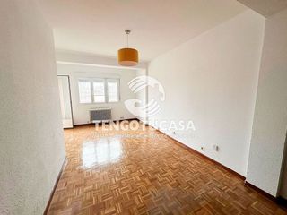 Piso en alquiler en Pueblo Nuevo en Madrid