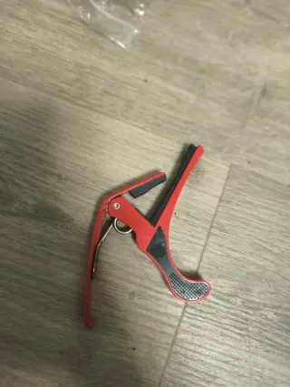 Guitarra Española Electrificada Zurdos y accesorio