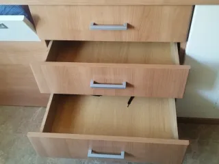 Cama con cajones y armario