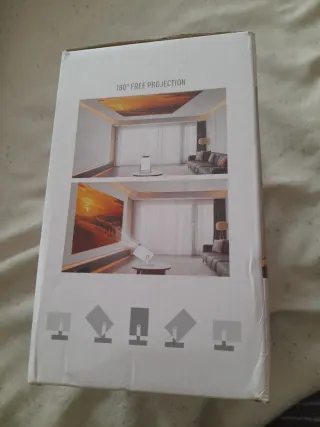 Proyector MAGCUBIC Wi-Fi Nuevo sin estrenar