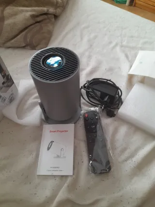 Proyector MAGCUBIC Wi-Fi Nuevo sin estrenar