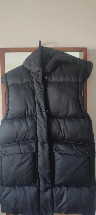 Chaleco NIÑA acolchado Zara negro