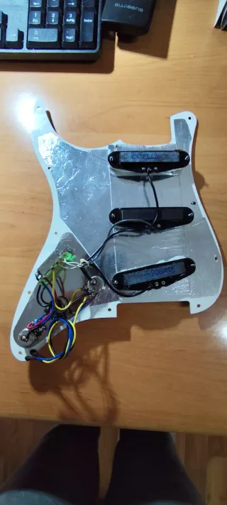 Golpeador Stratocaster Blanco