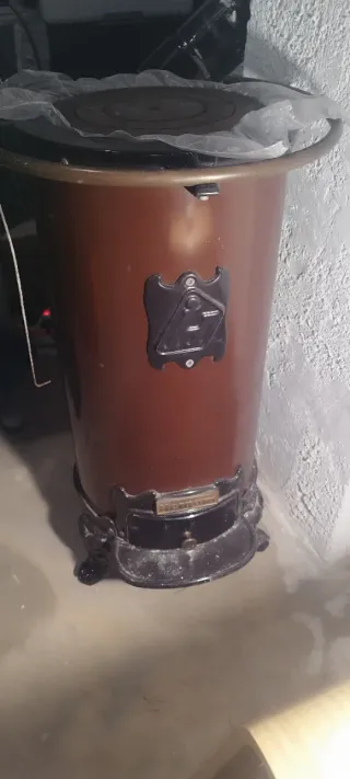 Estufa de leña, precio negociable