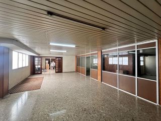 Local comercial en alquiler en Ensanche - Diputación en Alicante