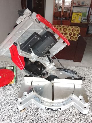 Sierra Ingletadora con mesa superior disco 254mm