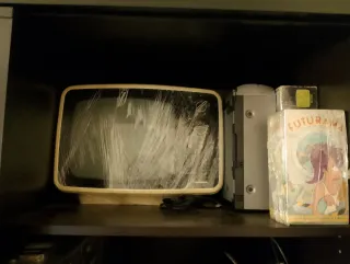 TV Magnasonic+VHS+futurama