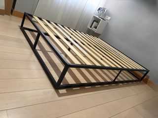 Somier metálico con láminas de madera