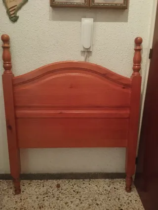 Cabecero de madera rústico