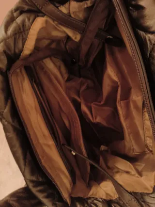 Borsa donna trapuntata con borchie