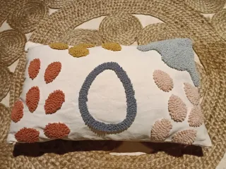 Funda cojín relieve multicolor nueva