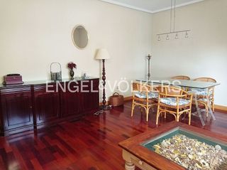 Piso en alquiler en Parque María Luisa - Huerta de la Salud - Giralda Sur en Sevilla