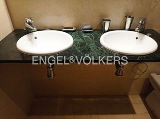 Piso en alquiler en Parque María Luisa - Huerta de la Salud - Giralda Sur en Sevilla