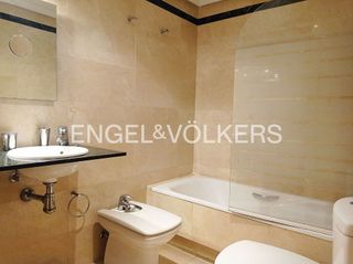 Piso en alquiler en Parque María Luisa - Huerta de la Salud - Giralda Sur en Sevilla