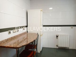 Piso en alquiler en Parque María Luisa - Huerta de la Salud - Giralda Sur en Sevilla