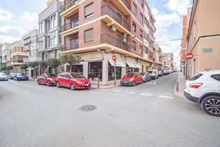Local comercial en venta en Elda