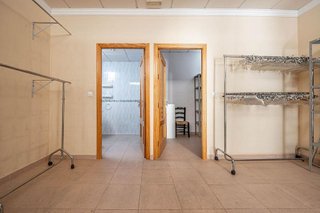 Local comercial en venta en Las Tres Cruces en Armilla