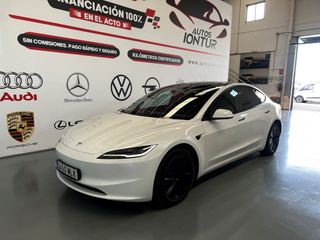 Tesla Model 3 2024