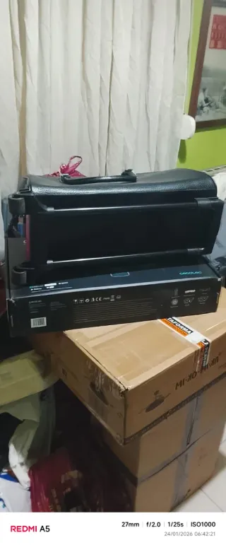 Maleta negra de piel