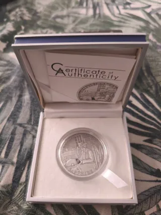 Moneda Plata Zafiro Palau 2010