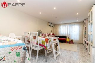 Casa adosada en venta en Los Cármenes en Madrid